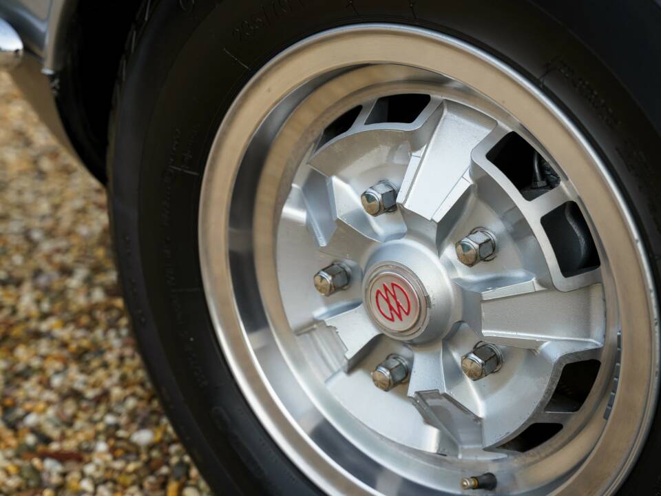 Afbeelding 14/50 van Aston Martin V8 (1974)