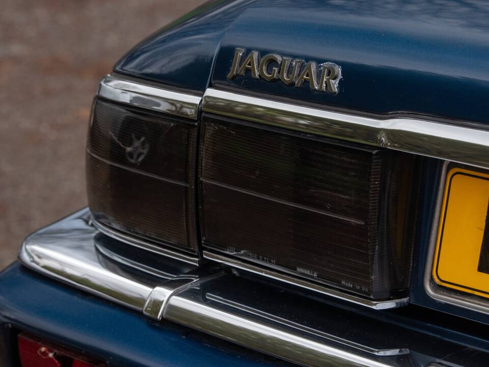 Image 35/50 de Jaguar XJS 4.0 Celebration (1995)