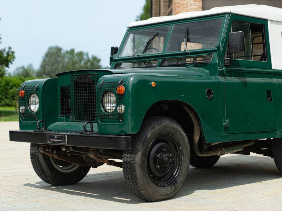 Image 15/50 of Land Rover 88 Lightweight (1977)
