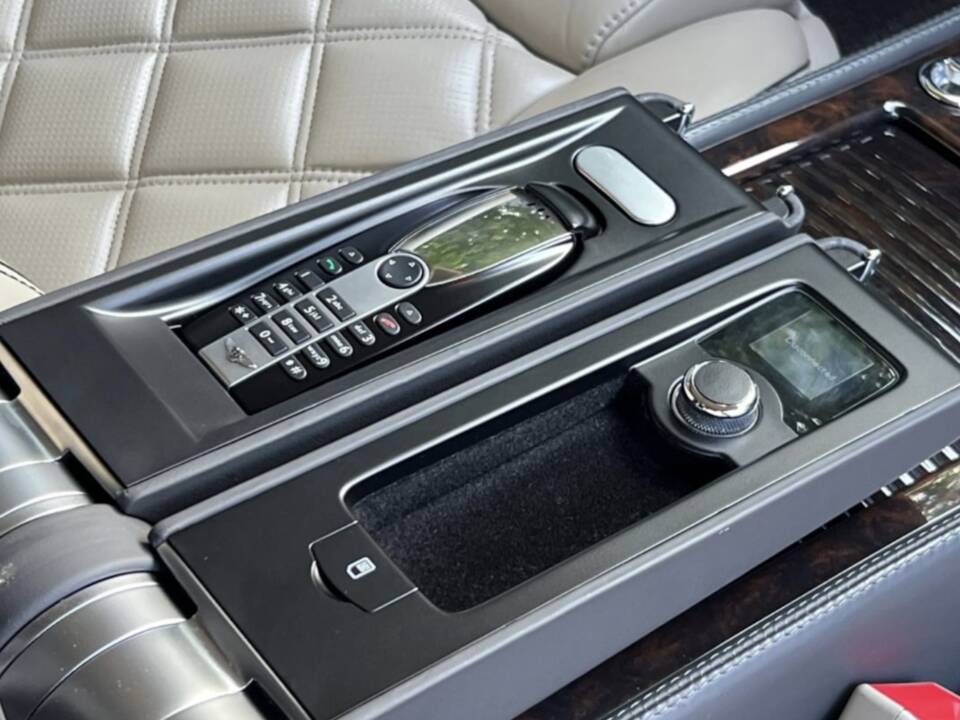 Immagine 34/38 di Bentley Brooklands (2008)