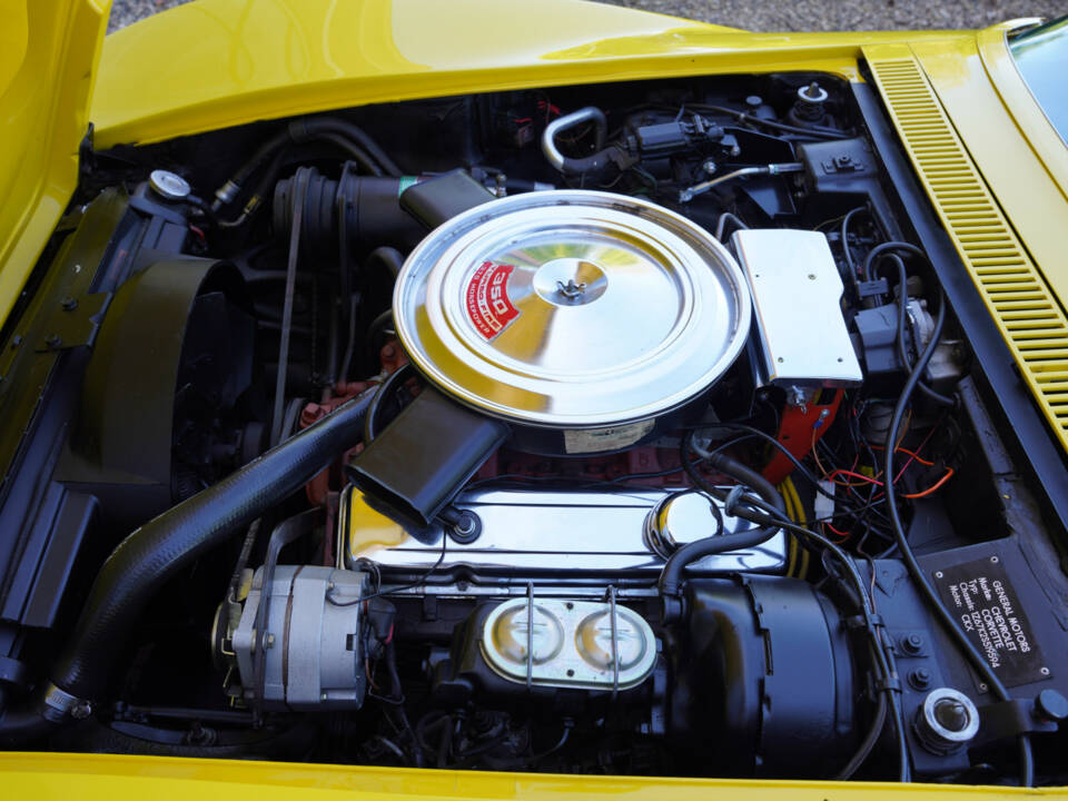 Image 4/50 of Chevrolet Corvette Stingray (1972)