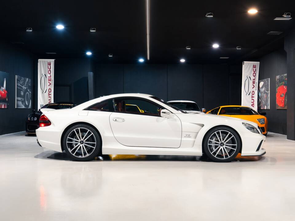 Afbeelding 5/47 van Mercedes-Benz SL 65 AMG Black Series (2010)
