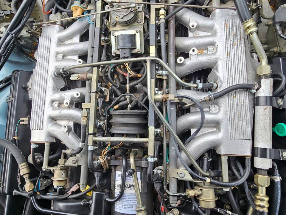 Image 13/13 de Jaguar XJS 5.3 V12 (1990)