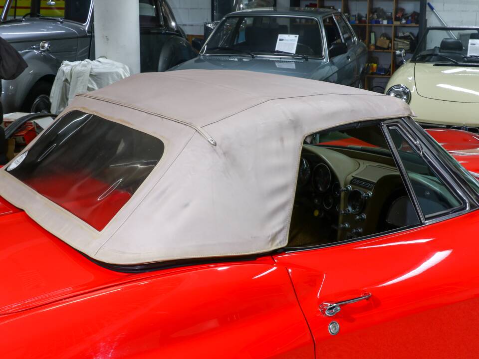 Bild 19/23 von Chevrolet Corvette Sting Ray Convertible (1965)