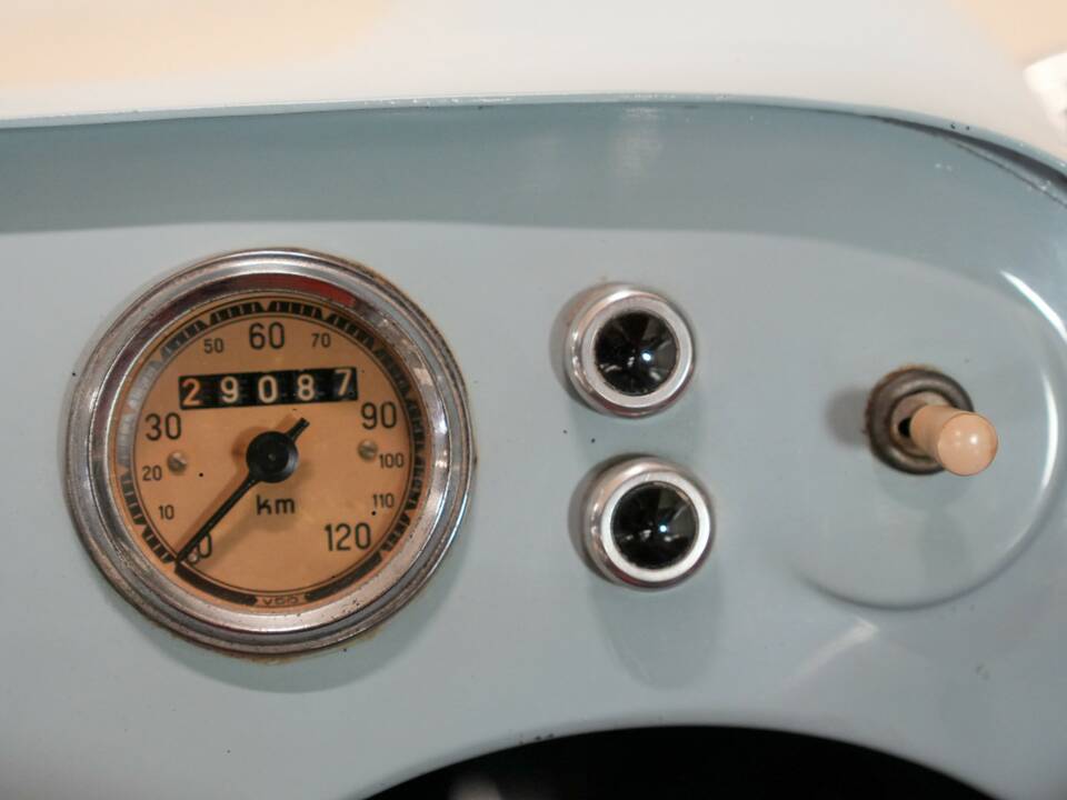 Image 15/27 of Messerschmitt / FMR KR 200 (1959)