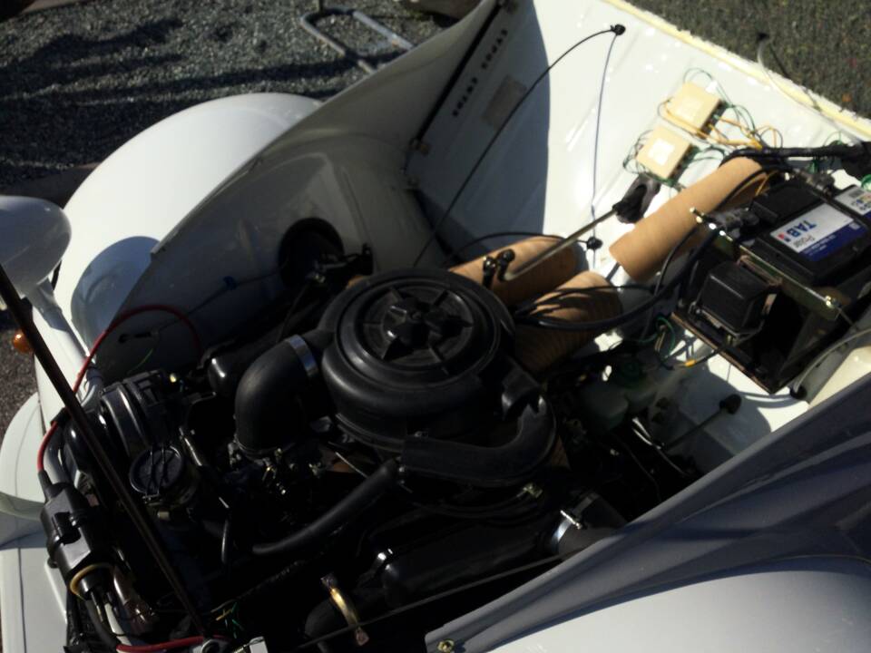 Image 18/19 of Citroën 2 CV 6 (1987)