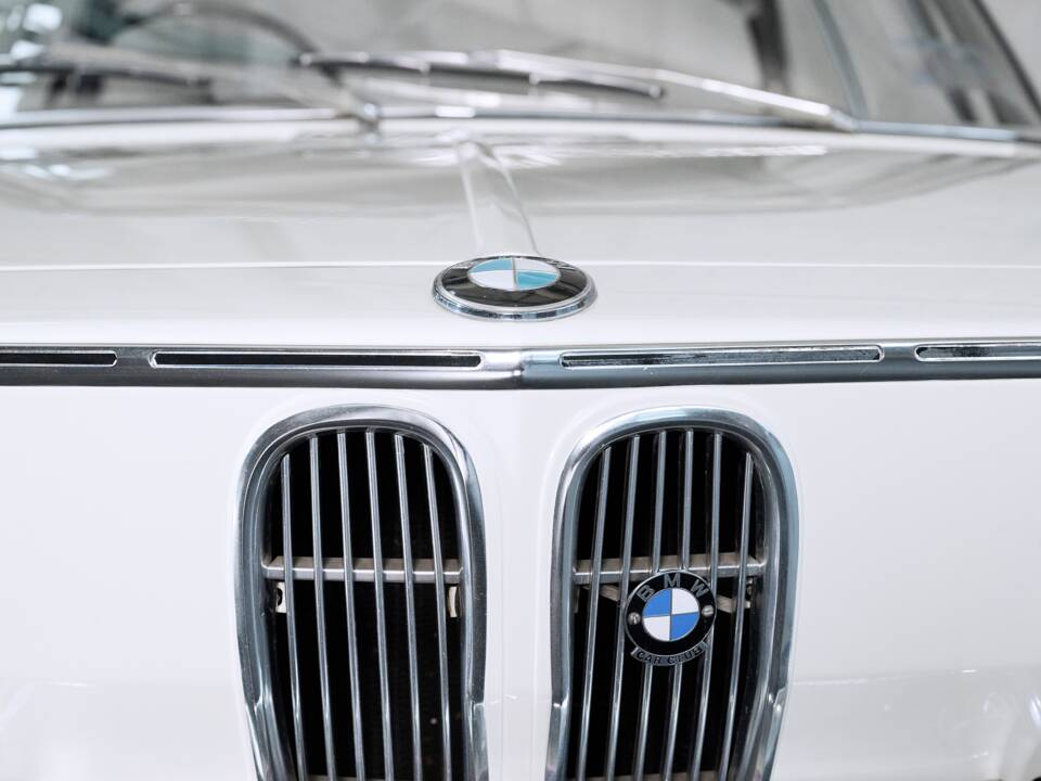 Bild 19/50 von BMW 2000 CS (1971)