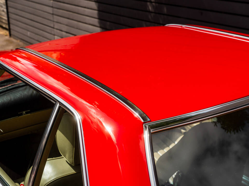 Image 7/59 of Mercedes-Benz 300 SL (1989)