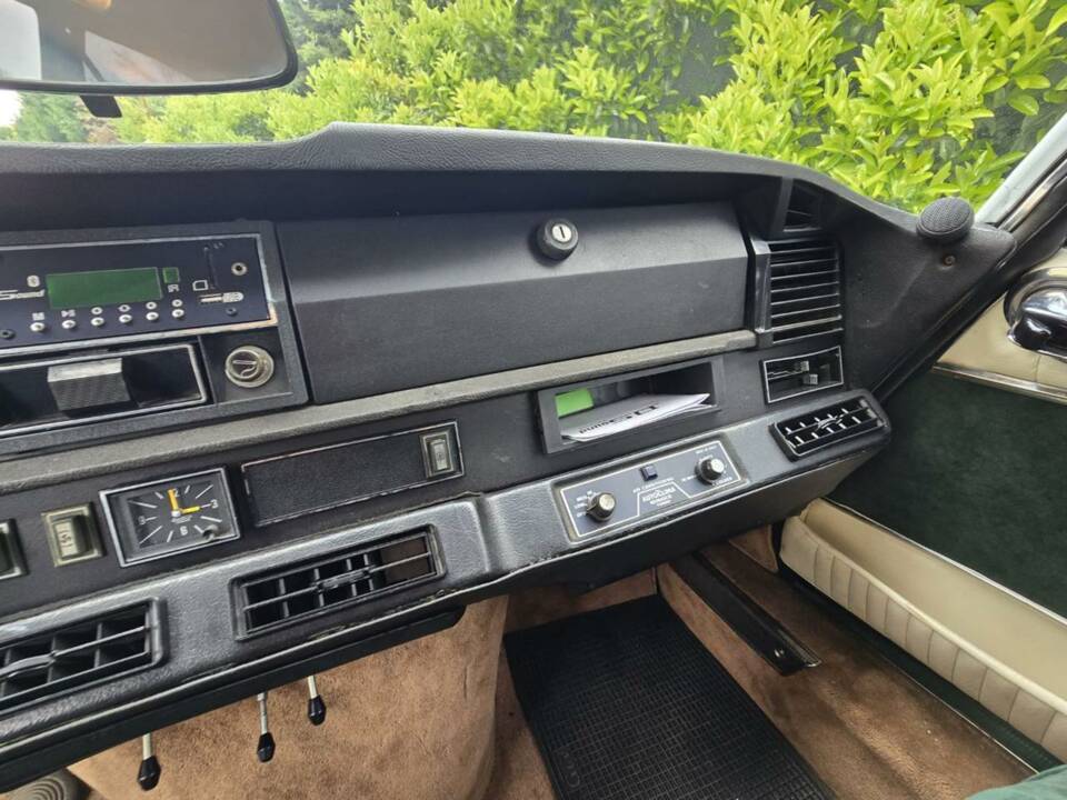 Bild 14/44 von Citroën DS 23 Pallas (1973)