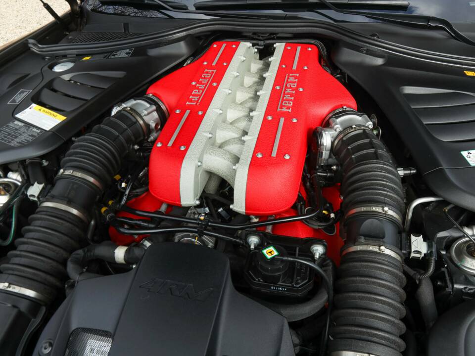 Imagen 4/50 de Ferrari GTC4Lusso (2018)