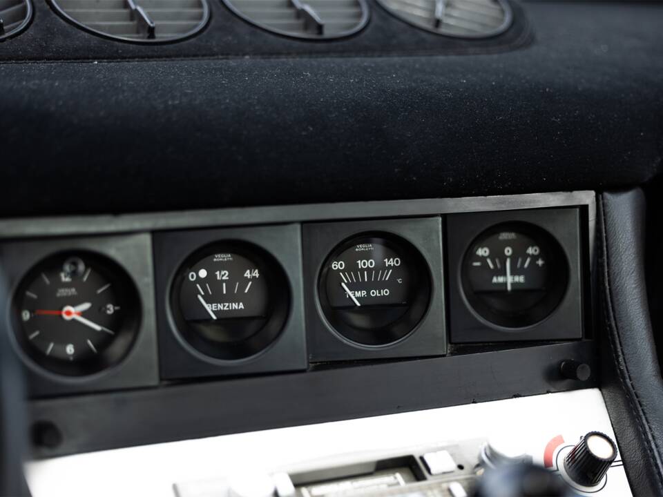 Imagen 29/36 de Ferrari 365 GTC/4 (1972)