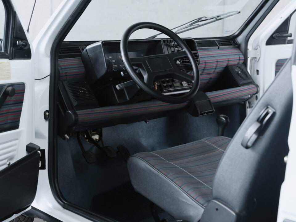 Bild 16/50 von FIAT Panda 4x4 1,0 (1990)