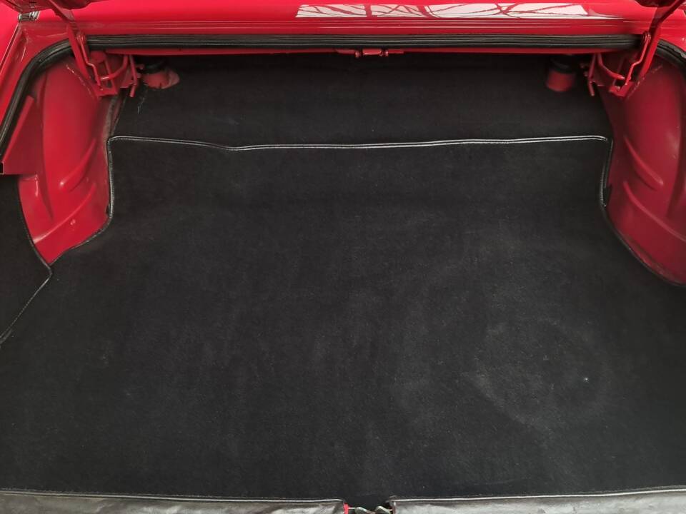 Image 17/38 of Alfa Romeo 2000 Spider Veloce (1978)