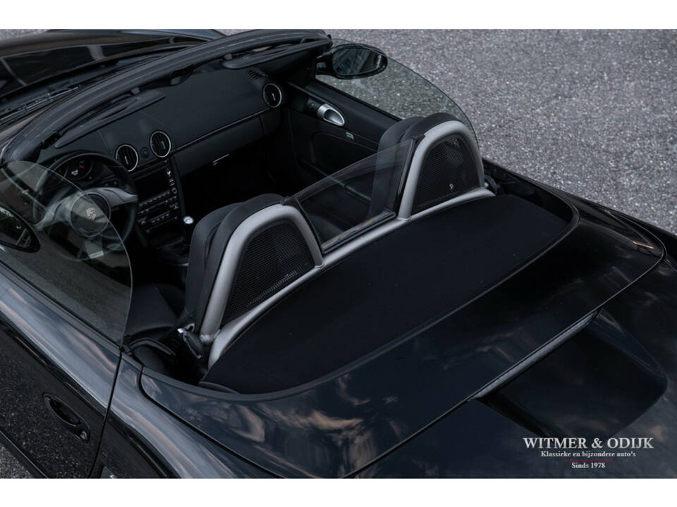 Image 22/32 of Porsche Boxster (2010)