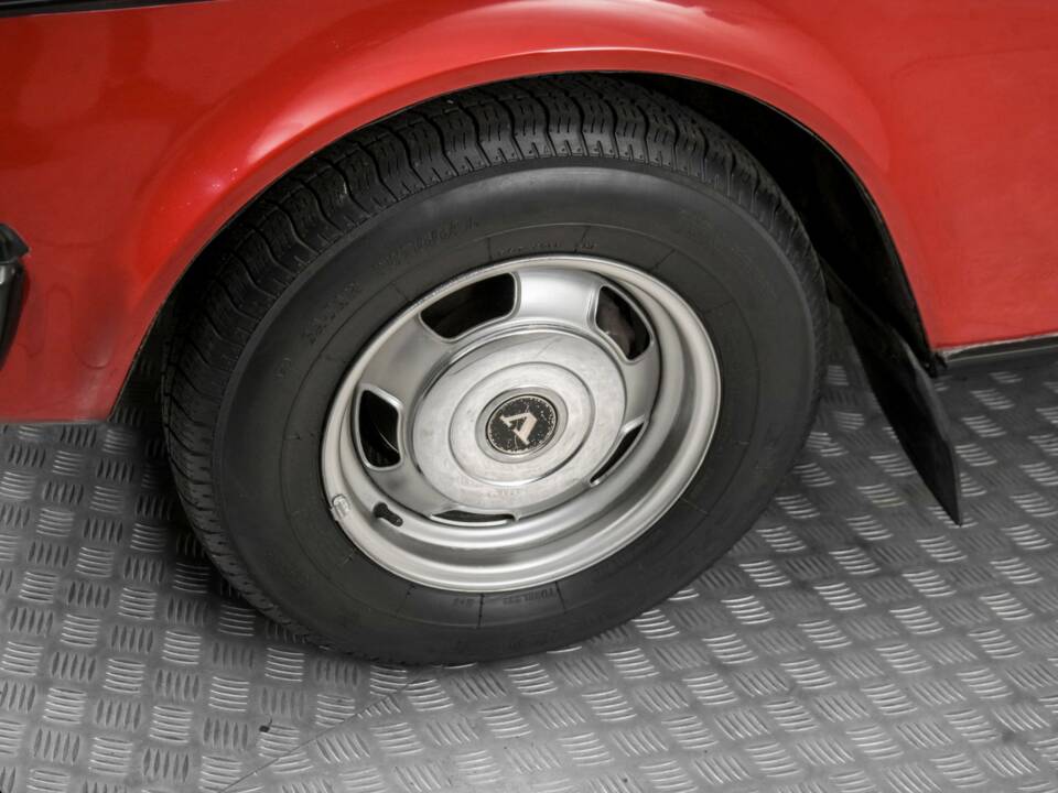 Imagen 20/50 de Volvo 240 Turbo (1983)