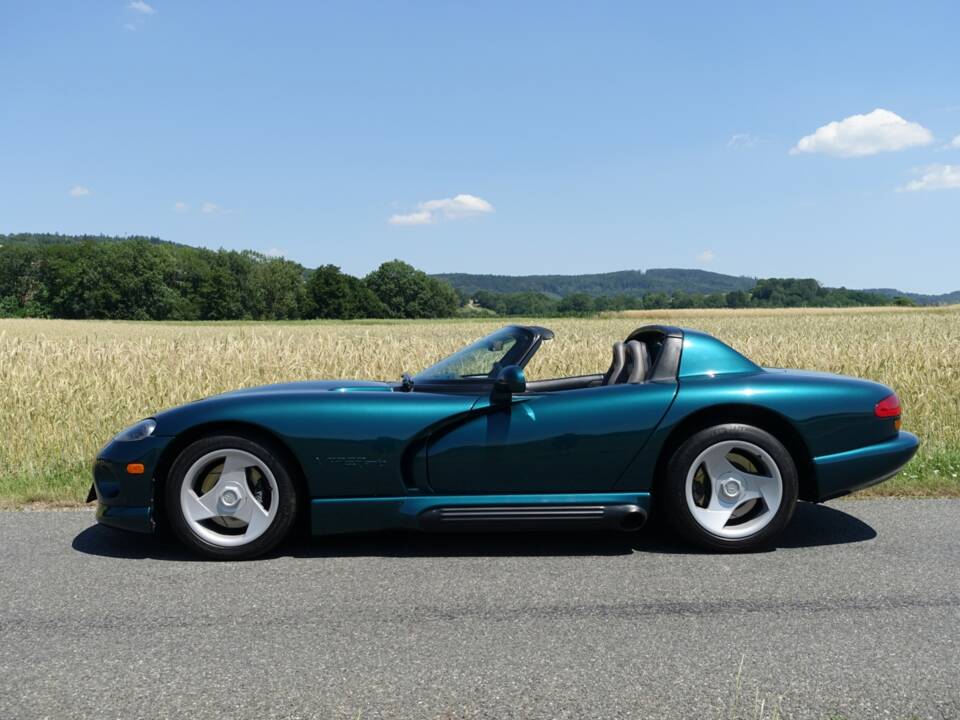 Image 2/35 of Dodge Viper RT/10 (1994)