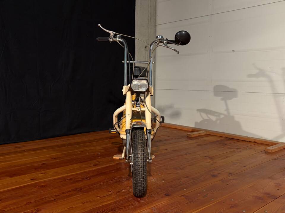 Immagine 2/15 di Solo 720 Electra (1973)