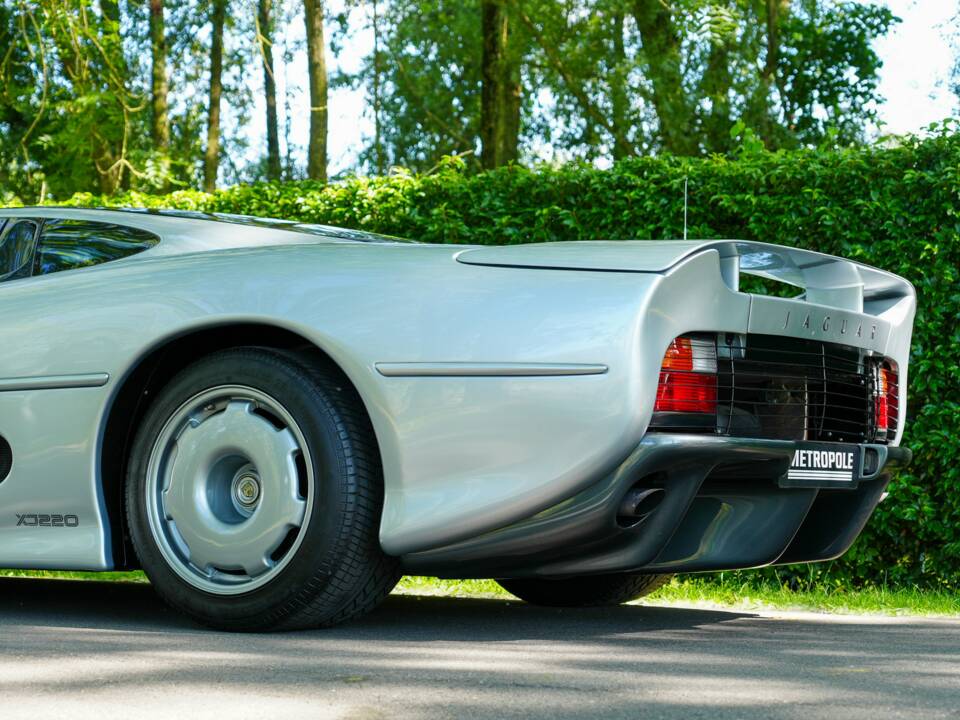 Bild 10/50 von Jaguar XJ 220 (1993)