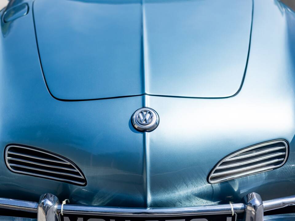 Image 27/50 of Volkswagen Karmann Ghia 1500 (1971)