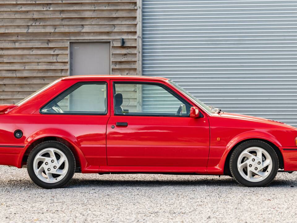 Afbeelding 2/45 van Ford Escort turbo RS (1990)