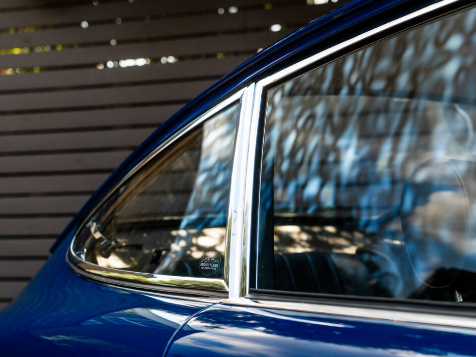 Image 32/42 of Porsche 912 (1967)