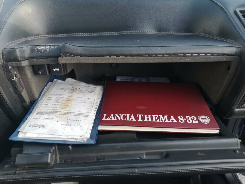 Immagine 36/46 di Lancia Thema 8.32 (1987)