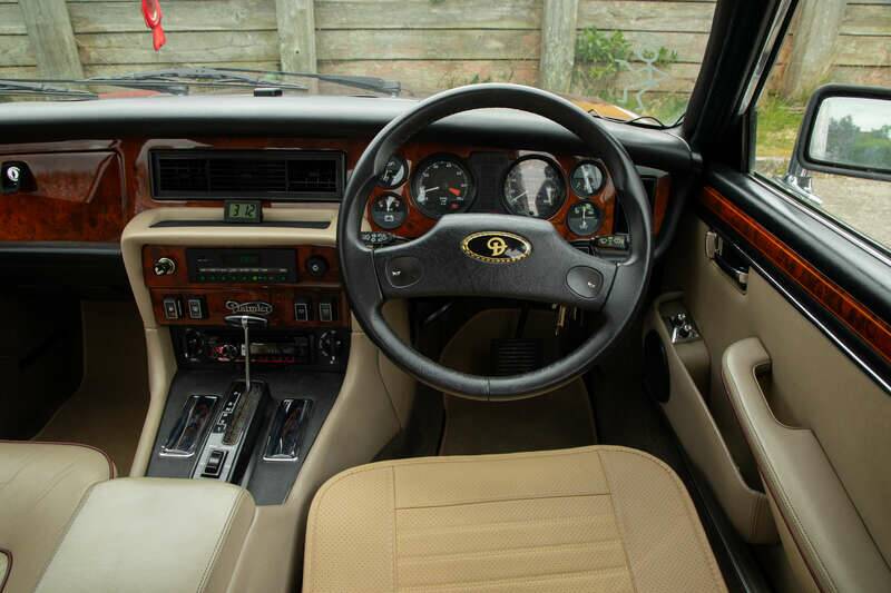 Image 2/50 of Daimler Double Six (1983)