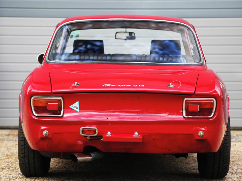 Immagine 33/48 di Alfa Romeo Giulia 1750 GT Am (1970)