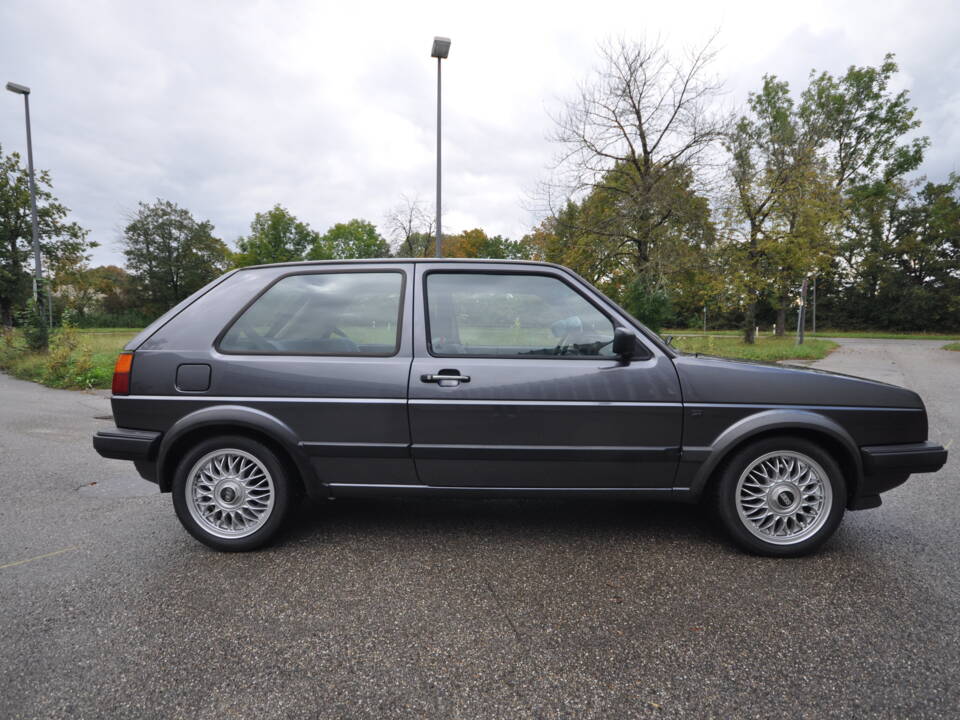 Imagen 4/55 de Volkswagen Golf Mk II 1.3 (1991)