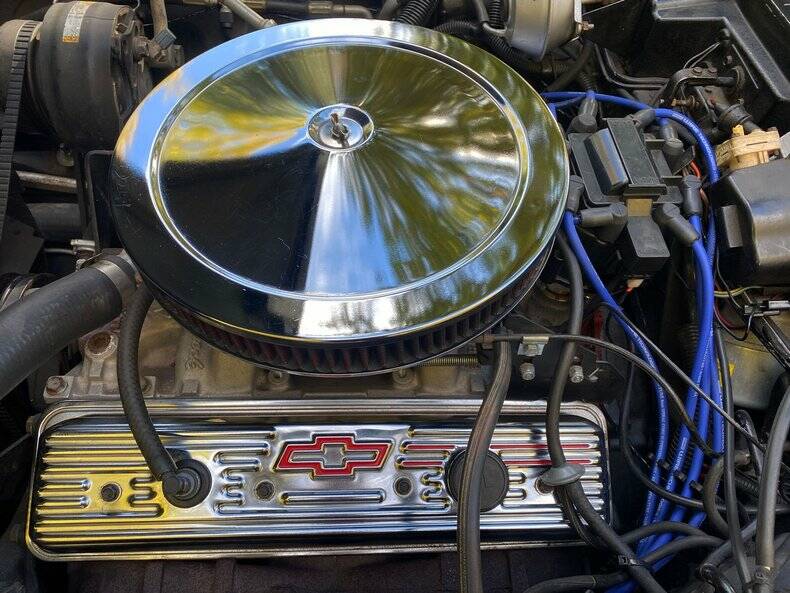 Image 35/50 of Chevrolet Corvette Stingray (1972)