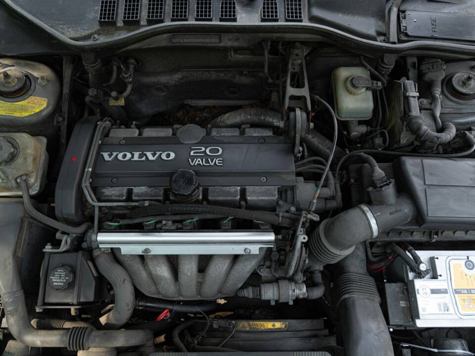 Obraz 43/48 pojazdu Volvo 850 2.0 20V (1992)