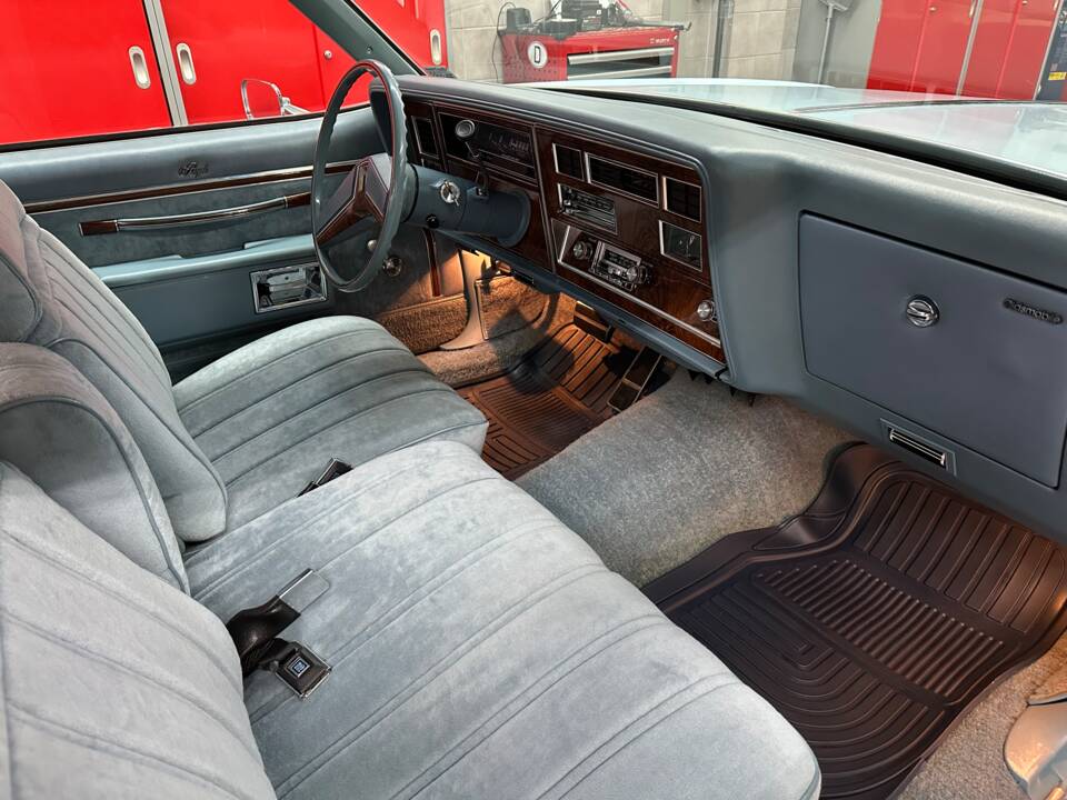 Imagen 43/64 de Oldsmobile Delta 88 Royale (1979)
