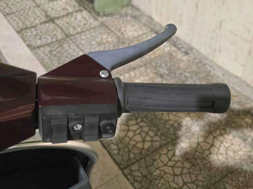 Immagine 8/30 di Piaggio Vespa PK 50 N (1986)