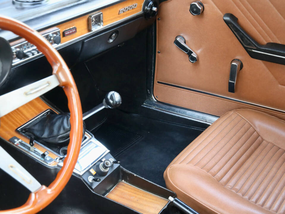 Immagine 21/50 di Alfa Romeo 2000 GTV (1973)