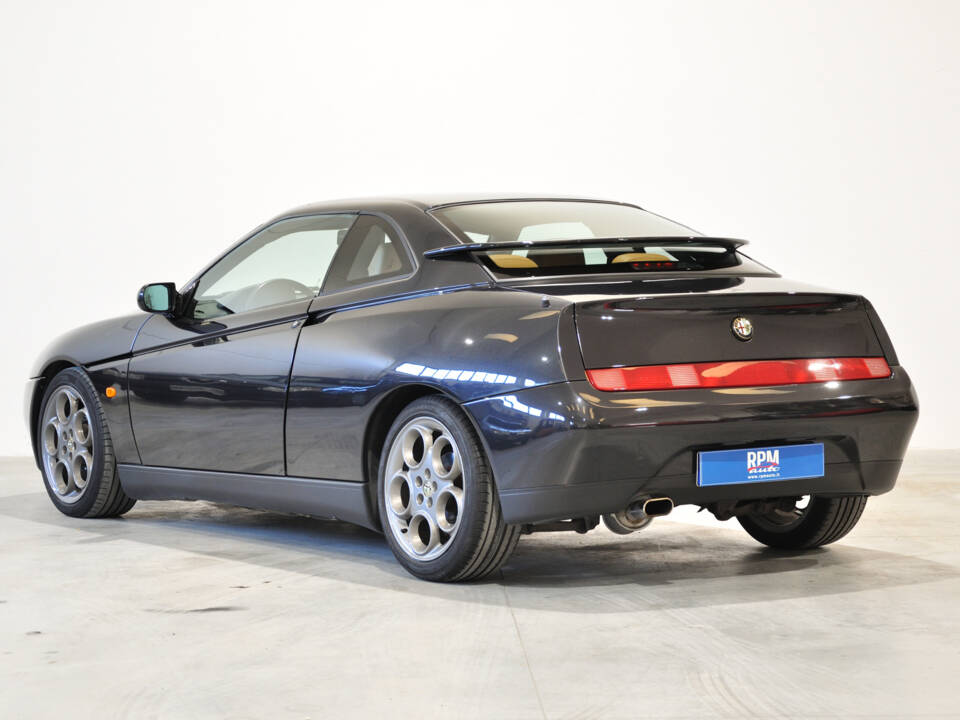 Image 19/30 of Alfa Romeo GTV 2.0 V6 Turbo (1996)