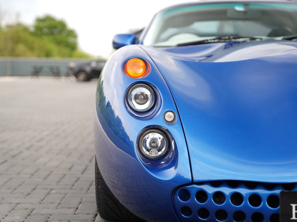Image 33/50 of TVR Tuscan S (2000)
