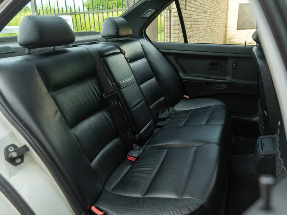 Bild 27/50 von BMW 318is "Class II" (1994)