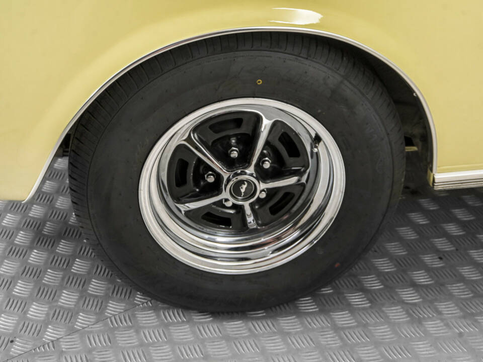 Bild 39/50 von Ford Mustang 289 (1966)