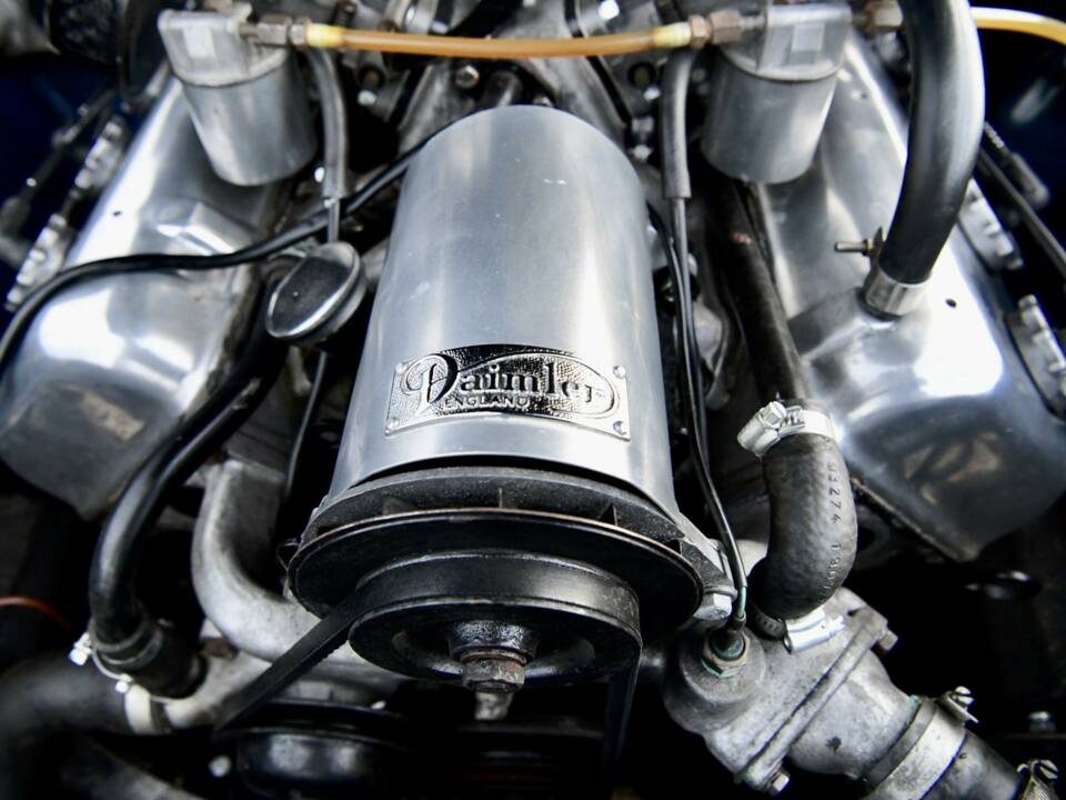 Bild 34/50 von Daimler SP 250 (1963)