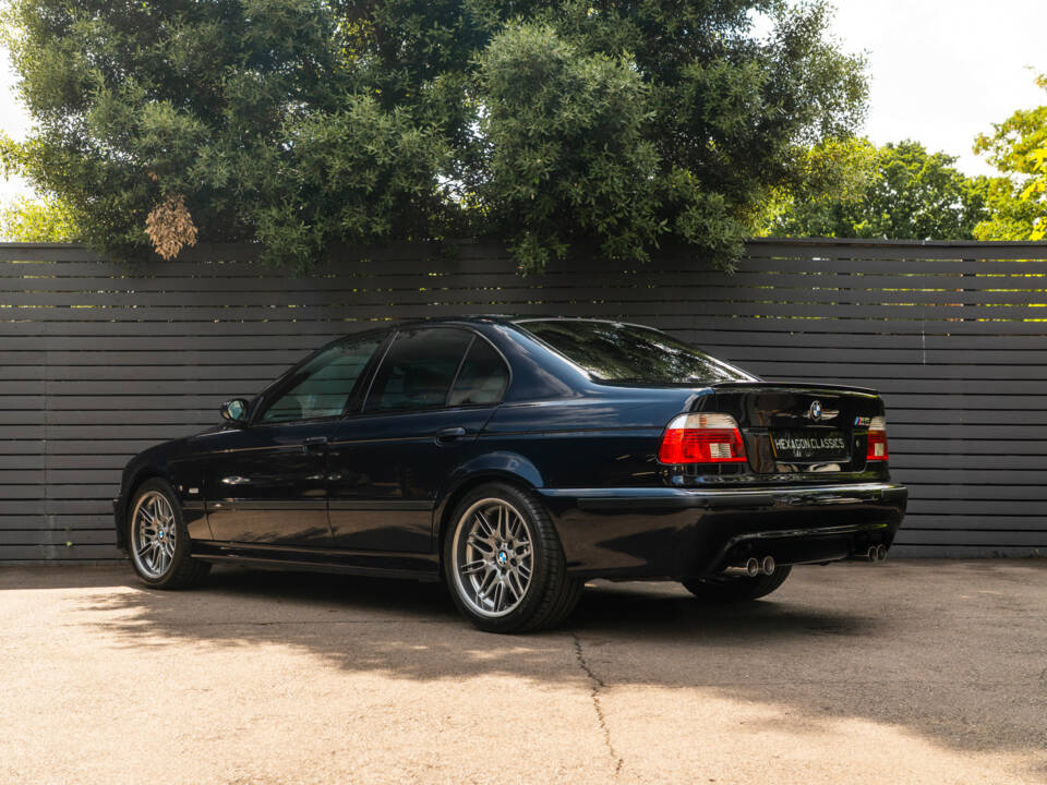 Image 2/56 of BMW M5 (2000)