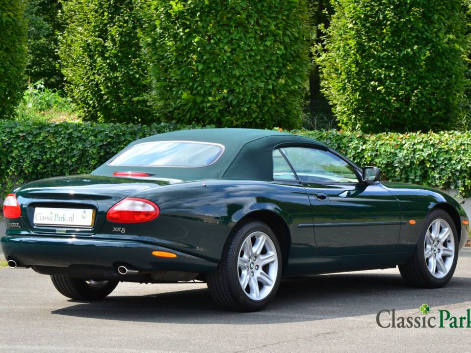 Imagen 9/50 de Jaguar XK8 4.0 (1998)