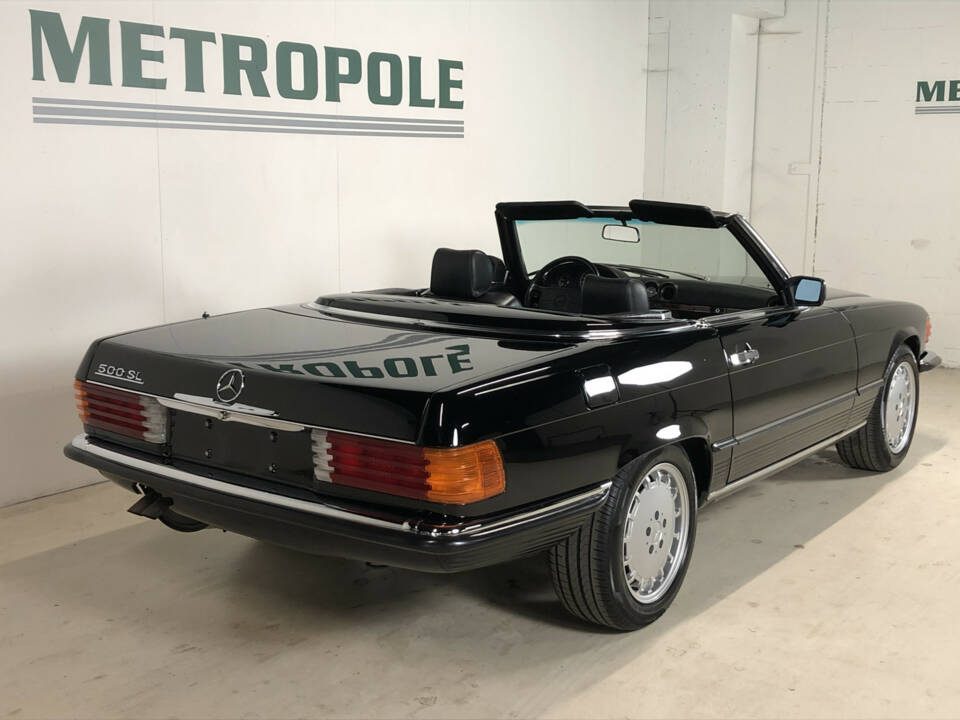 Imagen 9/31 de Mercedes-Benz 560 SL (1986)