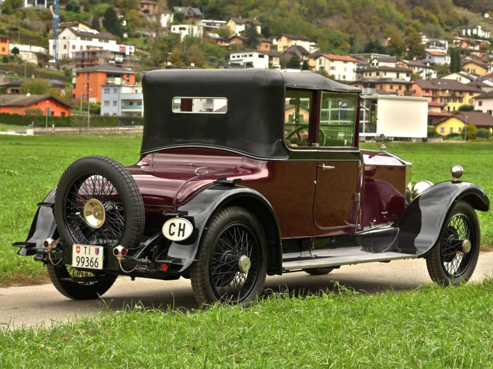 Image 18/50 of Rolls-Royce 20 HP Doctors Coupe Convertible (1927)