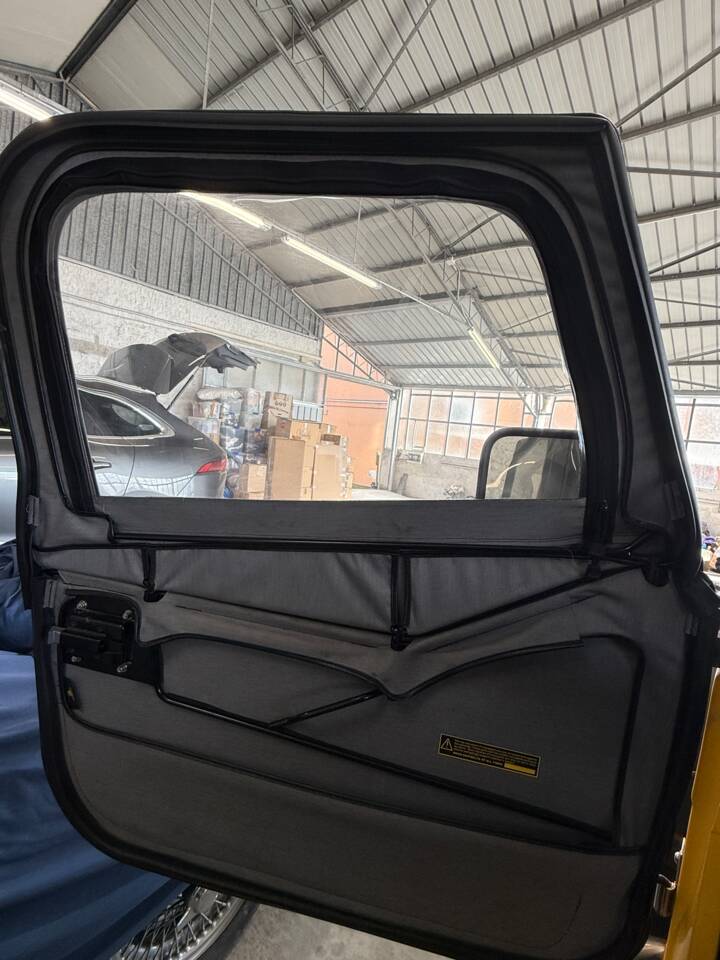 Image 36/51 of Jeep CJ-7 Renegade (1981)