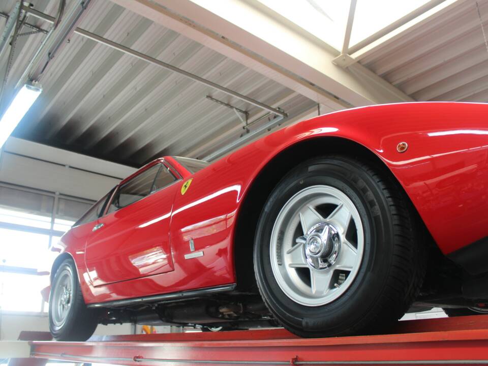 Imagen 9/50 de Ferrari 365 GTC/4 (1972)
