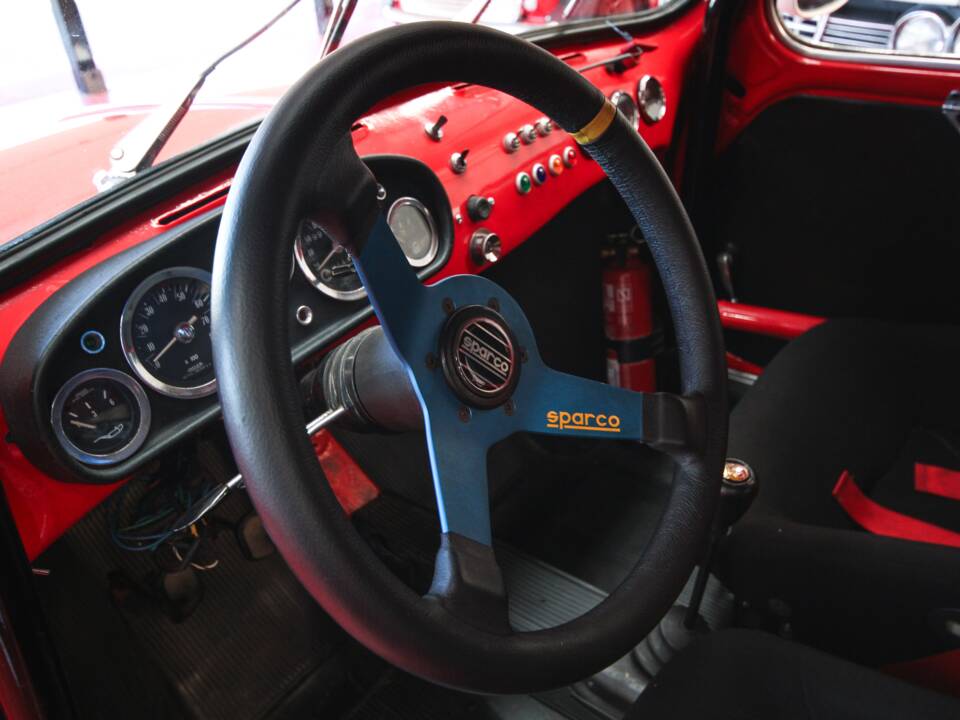 Bild 19/22 von SEAT 600 D (1968)