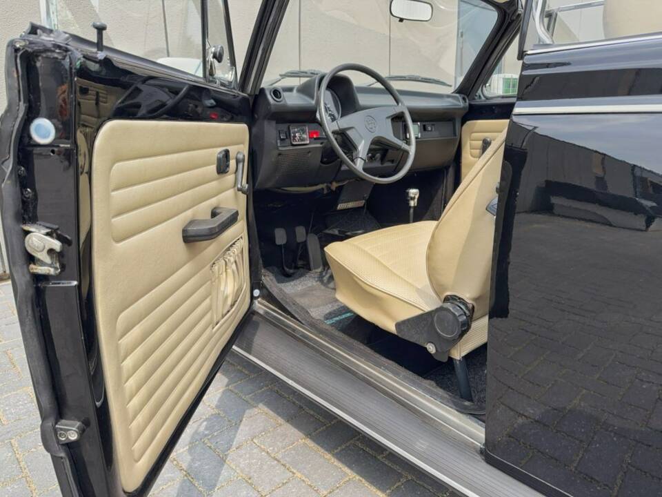 Bild 10/14 von Volkswagen Beetle 1303 LS (1978)