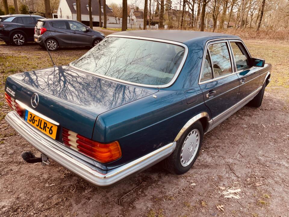Image 10/14 of Mercedes-Benz 500 SE (1983)