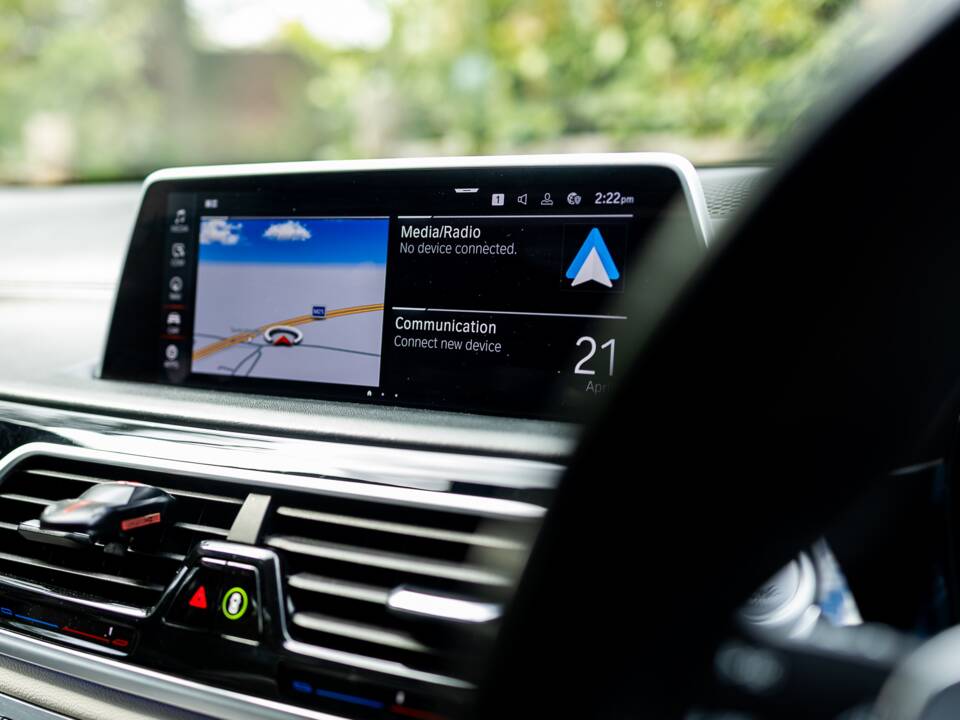 Afbeelding 28/46 van BMW 740d xDrive (2022)