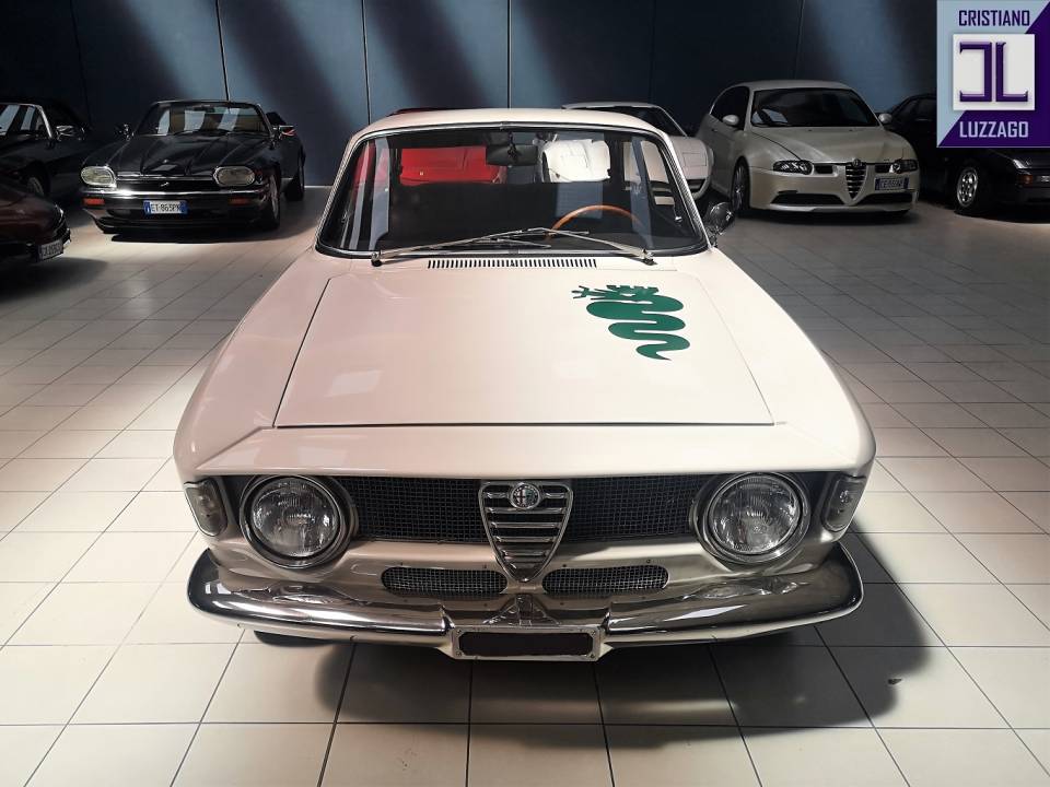 Image 5/44 of Alfa Romeo Giulia GTA 1300 Junior (1973)